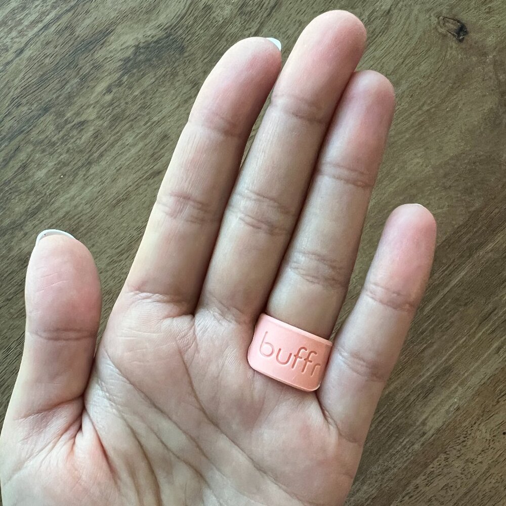 Buffr Size 5 Silicone Ring Guard in Peach